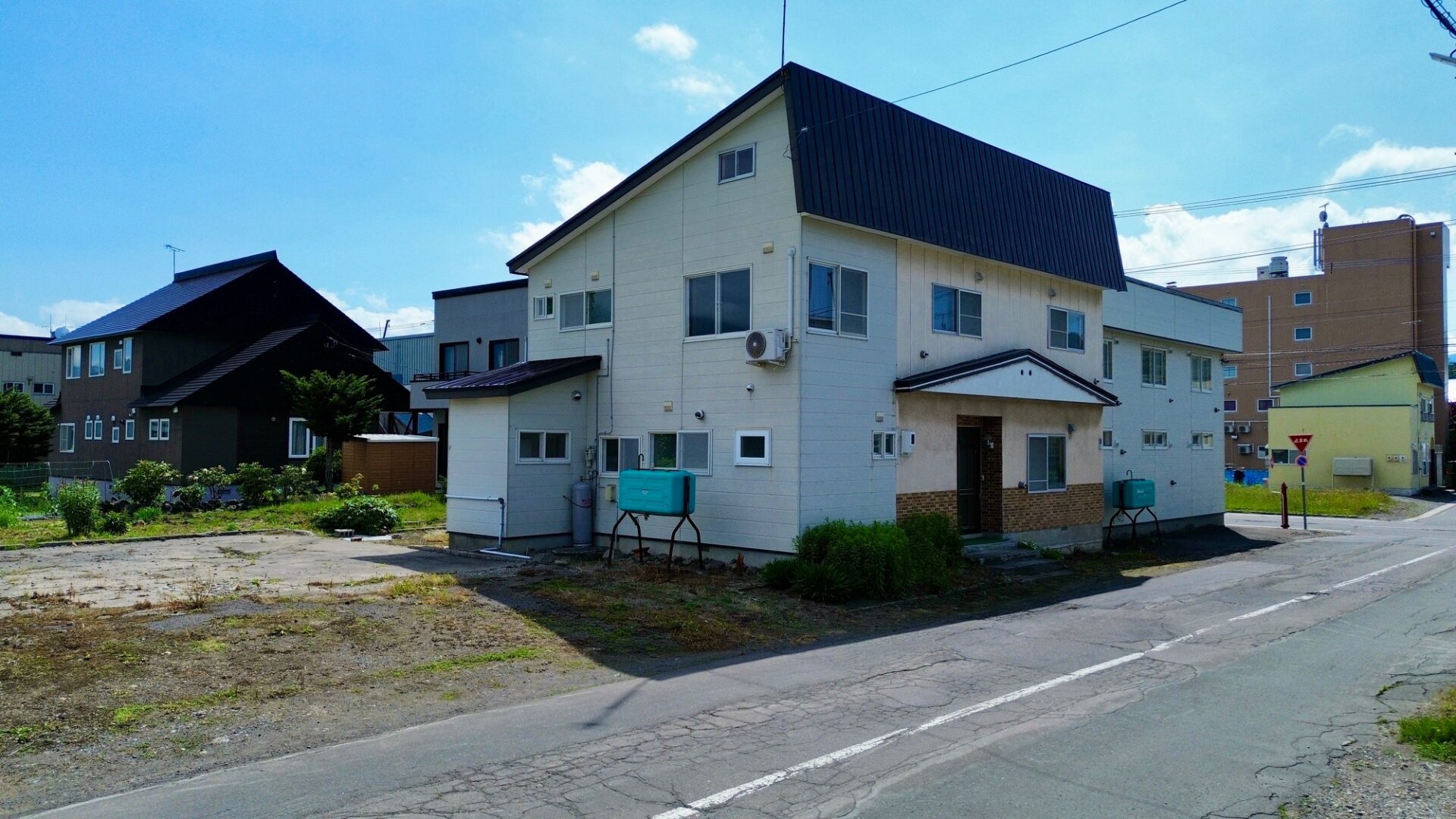 Prime Location Kutchan House