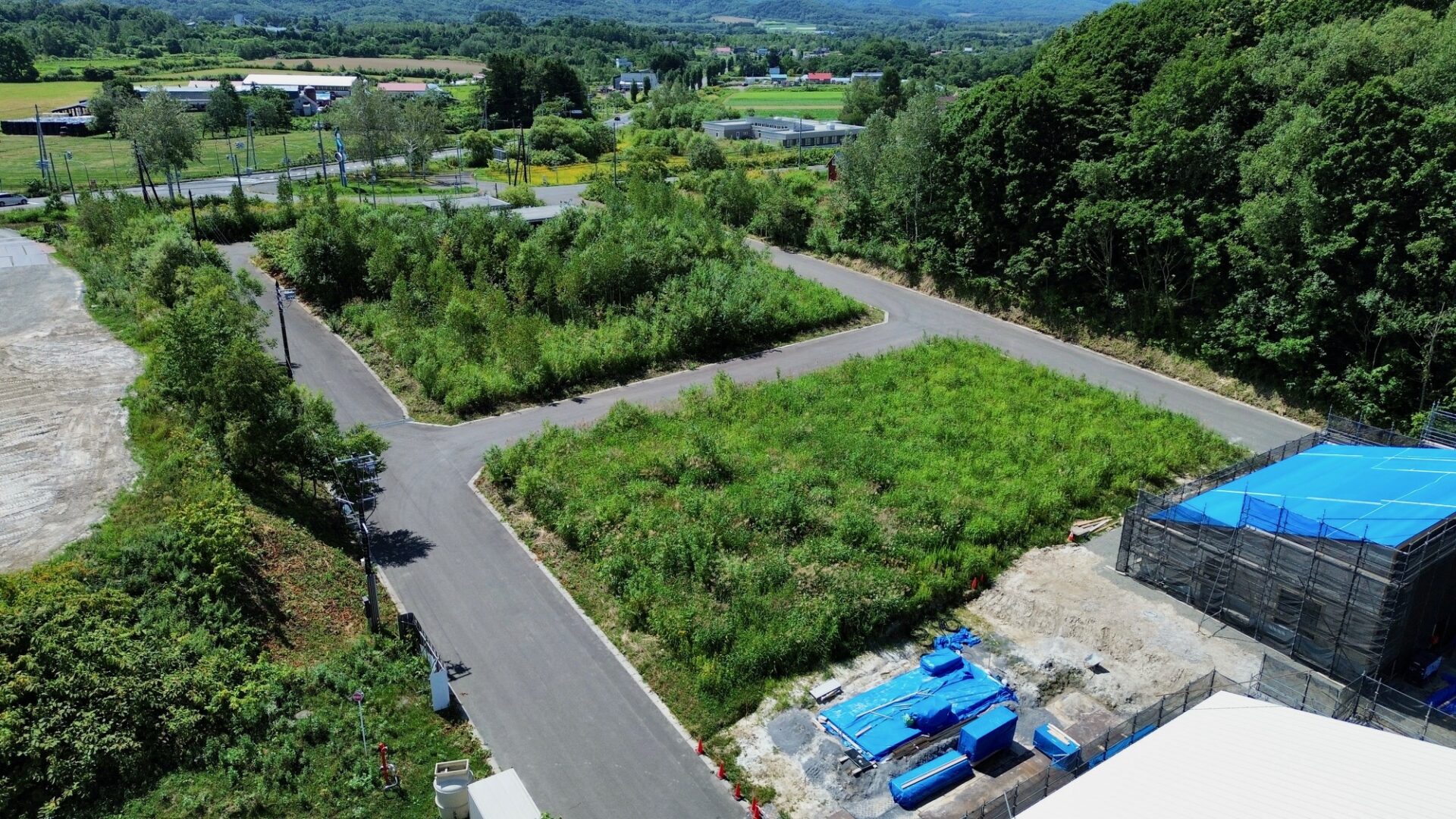 Arishima 7 lots Land